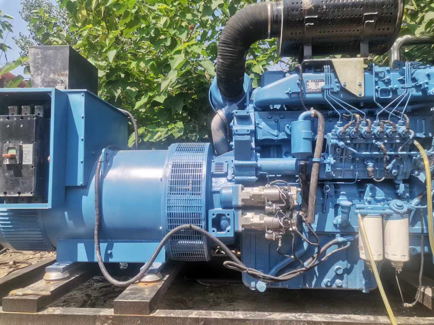 吉首详细说明降低 800kW 柴油发电机输出电流波动的方法